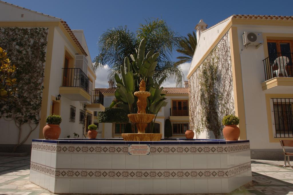 Apartamentos Vera Coast Esterno foto